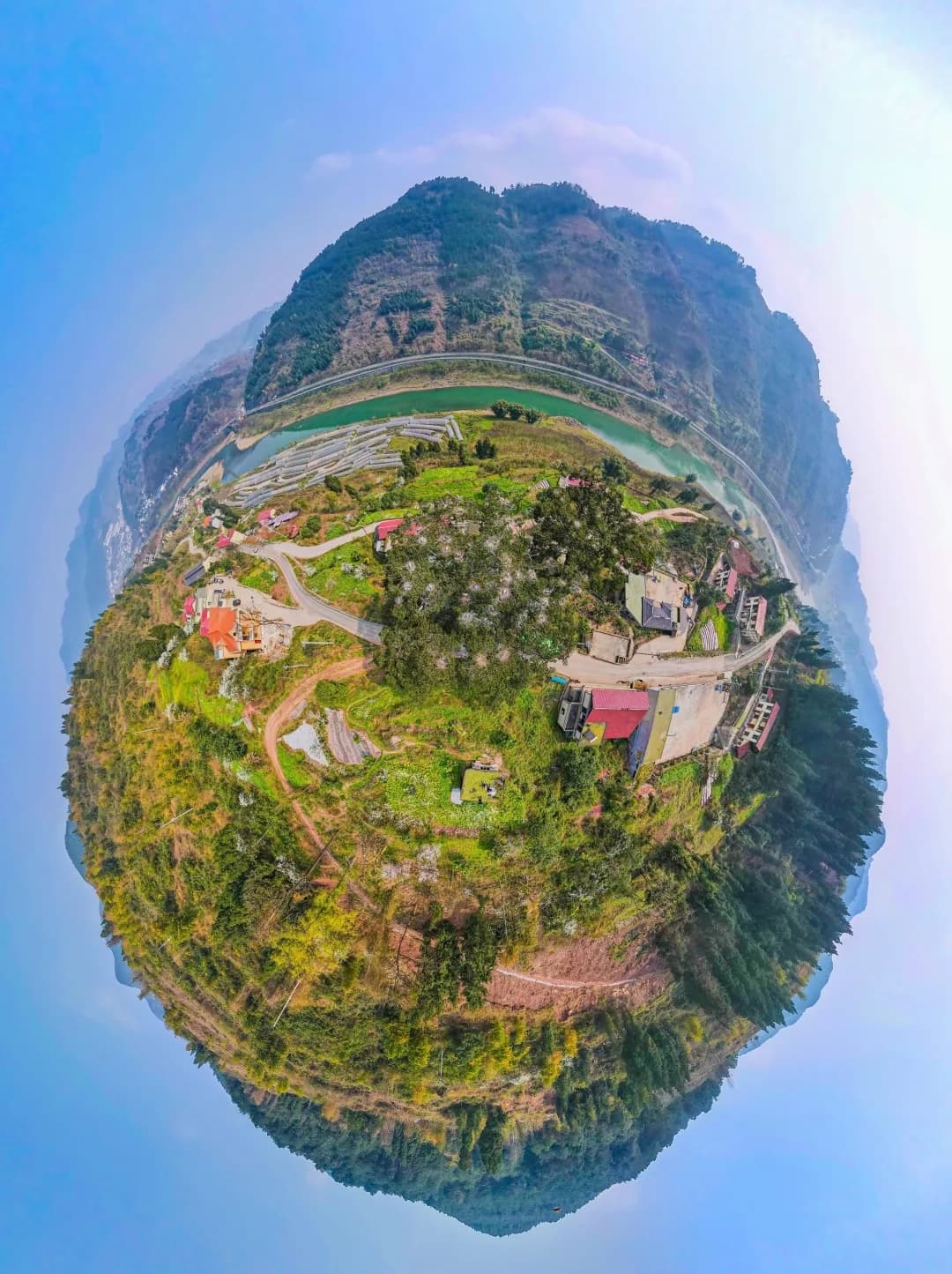 Chishui River Bank